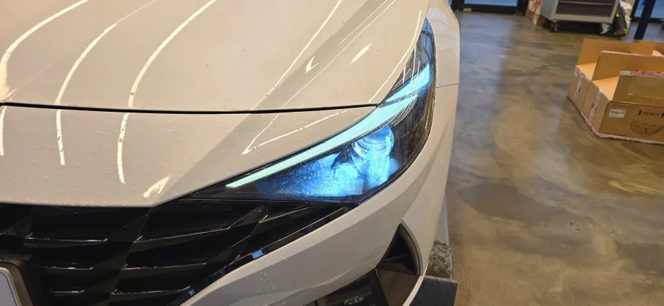 Hyundai Elantra CN7 oem options - Hyundai Elantra CN7 OEM Options Review: LED Lights photo 3