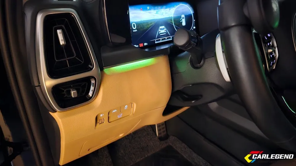 Kia Sorento MQ4 ambient lighting - Kia Sorento MQ4 Ambient Lighting Review — Hidden Install photo 3