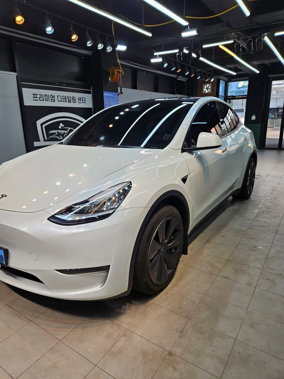 Tesla Model Y ceramic coating - Tesla Model Y Ceramic Coating Review — Cost & Results photo 3
