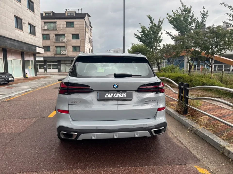 BMW X5 vinyl wrap - BMW X5 Vinyl Wrap Review: Cost & Results photo 4