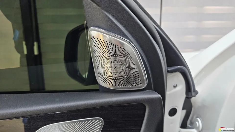 Mercedes-Benz GLE W167 ambient lighting - Mercedes-Benz GLE W167 Ambient Lighting Review photo 3