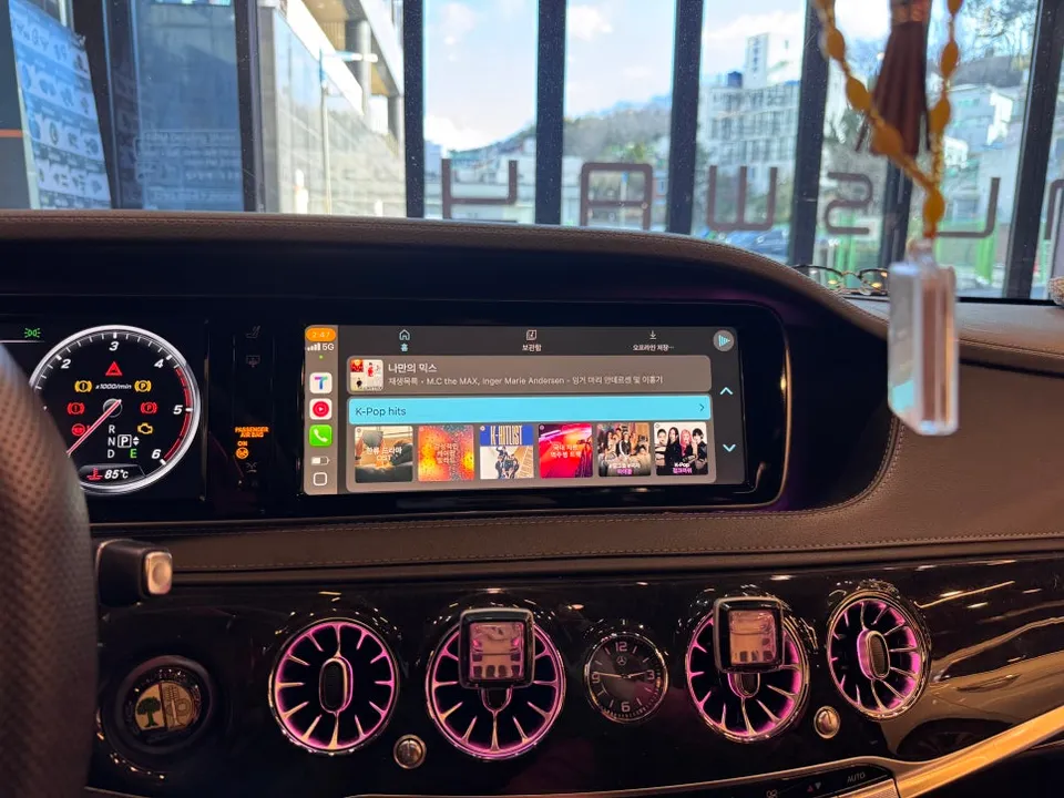 Mercedes-Benz S-Class W222のAndroid Auto・CarPlay取付事例 施工写真 1-2