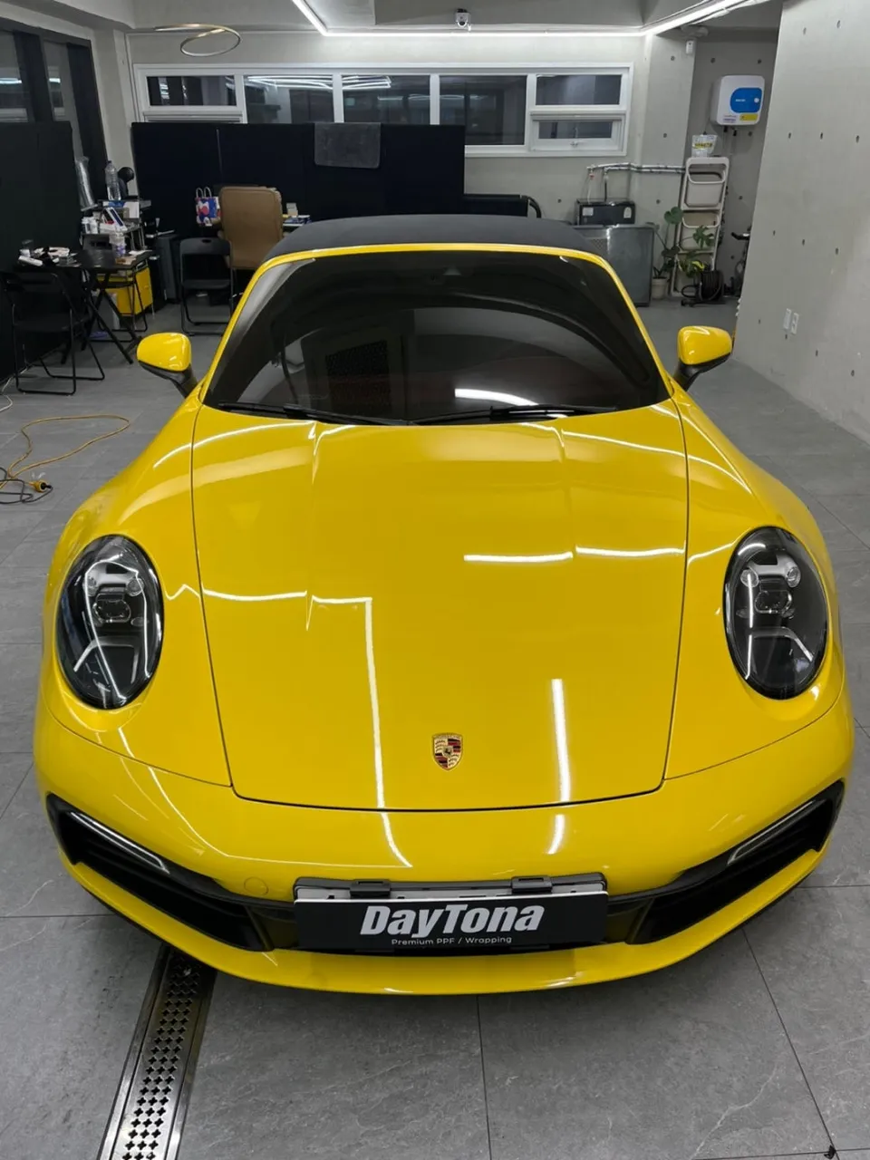 ポルシェ 911 カレラ カーラッピング事例|費用目安・仕上がり 施工写真 2-2