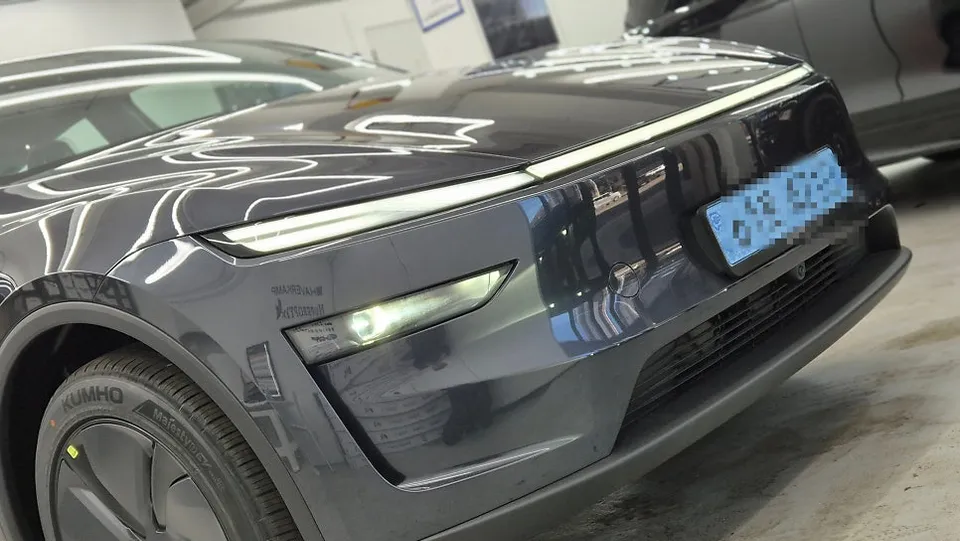 Tesla Model Y PPF Review — Superior Paint Protection & Clarity photo 2