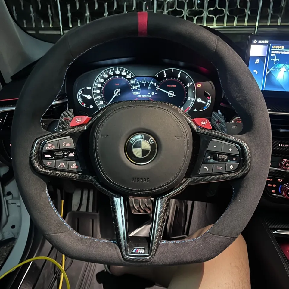 BMW 520D G30 steering wheel - BMW 520D G30 Steering Wheel Customization Review photo 4