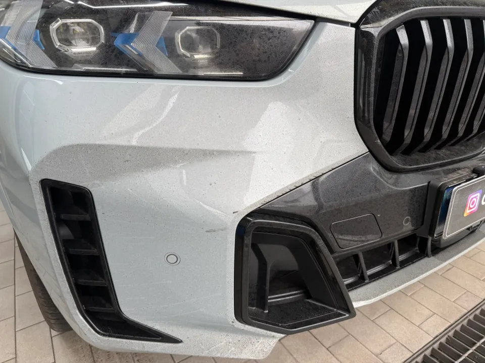 BMW X5 G05のガラスコーティング事例|費用目安と仕上がり 施工写真 3-1