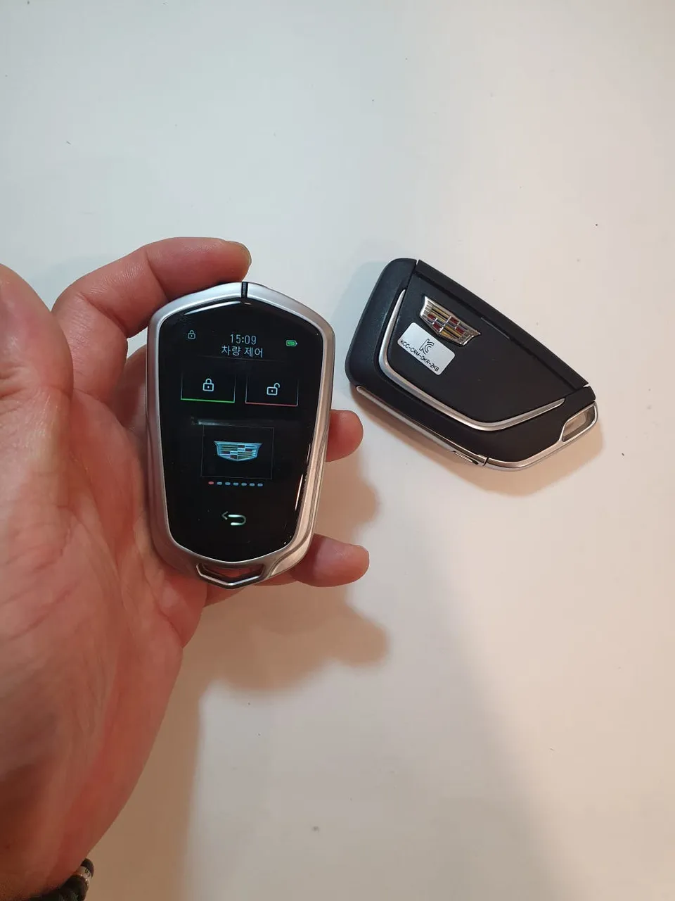Cadillac Escalade oem options - Cadillac Escalade OEM Options Review: Display Key Upgrade Cost photo 5