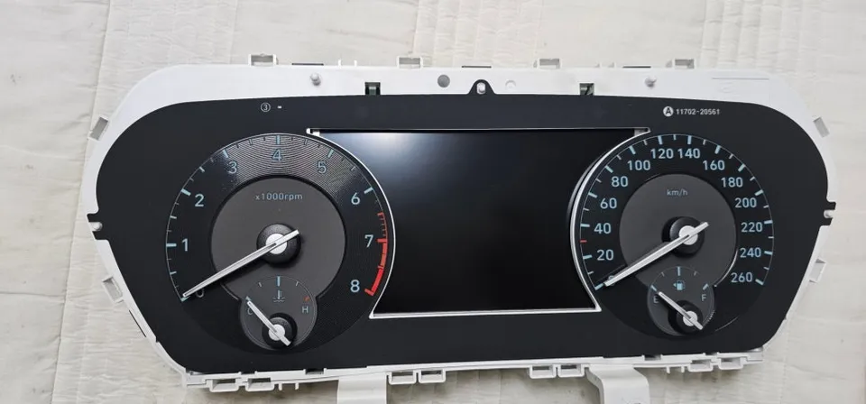 Genesis EQ900 body repair - Genesis EQ900 Instrument Cluster Repair Review photo 6
