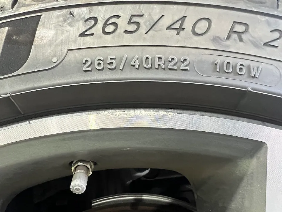Genesis GV80 wheel repair - Genesis GV80 Wheel Repair & Painting Review photo 3