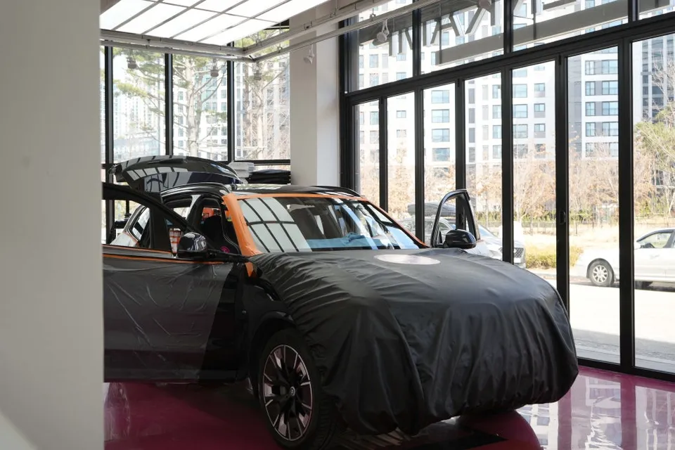 BMW X3のカーフィルム施工事例｜費用目安と仕上がり 施工写真 3-3