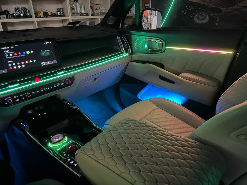Kia Sorento ambient lighting - Kia Sorento Ambient Lighting Review: Cost & Results photo 3
