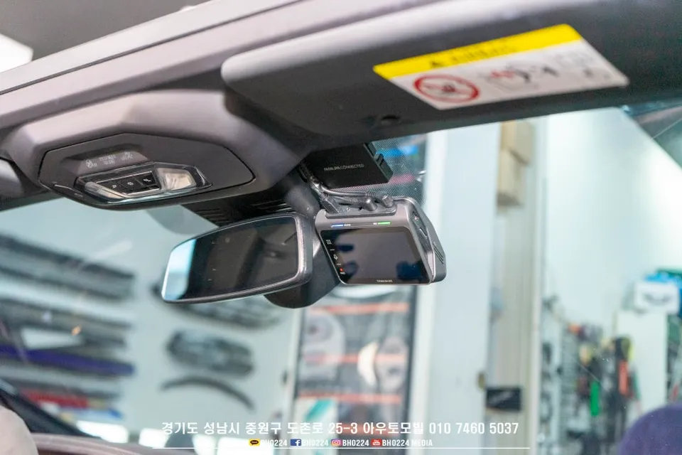 BMW Z4 G29 dash cam - BMW Z4 G29 Dash Cam Installation Cost & Review photo 5