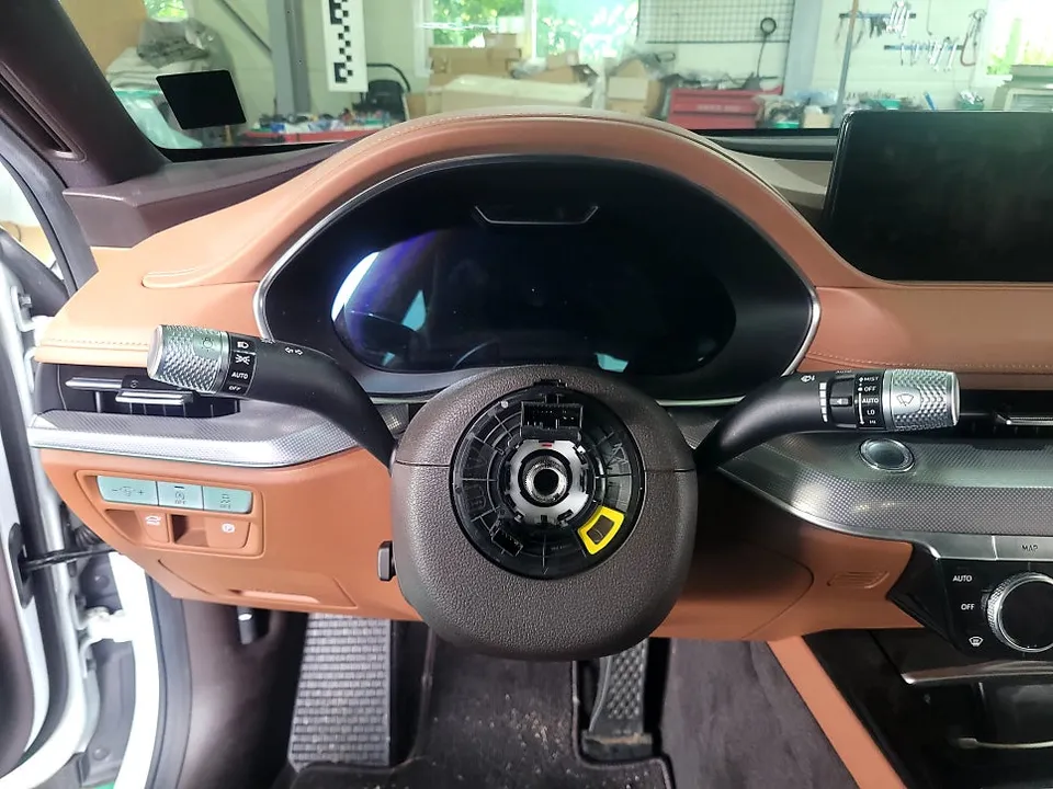 Genesis G80 other - Genesis G80 Car Service Review — Havana Brown Handle Upgrade photo 4