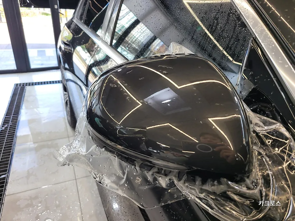 メルセデス・ベンツ Eクラス W213 PPF施工事例｜費用目安・仕上がり 施工写真 1-3