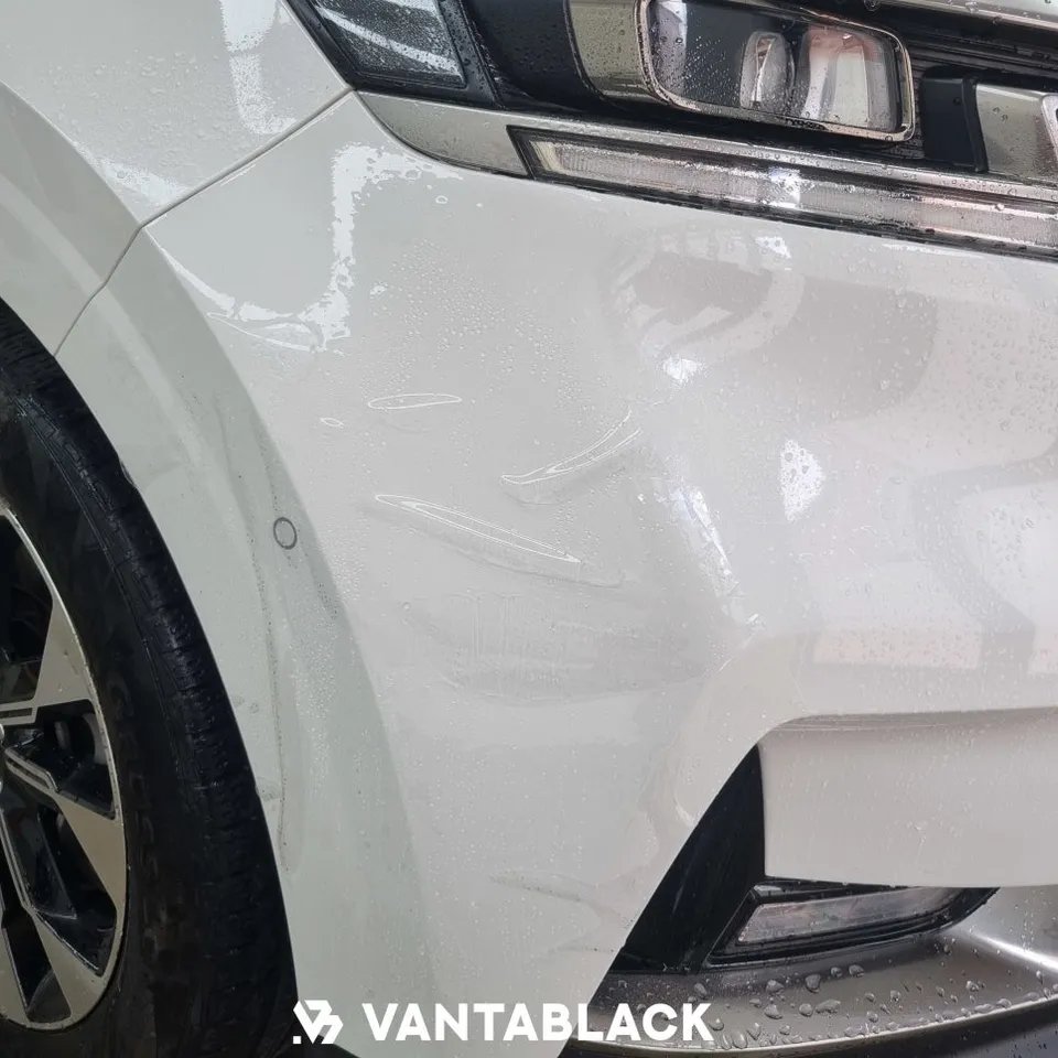Kia Carnival KA4のPPF施工事例｜フロントバンパー 施工写真 1-3