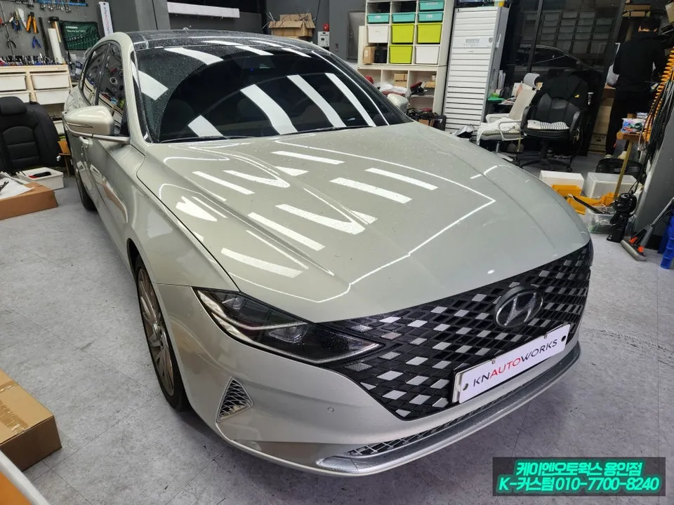 Hyundai Grandeur IGのAndroid Auto・CarPlay取付事例 施工写真 1