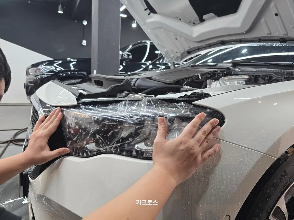 Mercedes-Benz E300 PPF施工事例|費用目安と仕上がり 施工写真 4-2