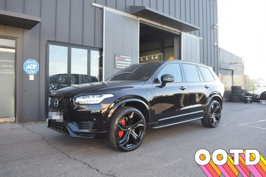 Volvo XC90のホイールリペア・塗装事例 写真