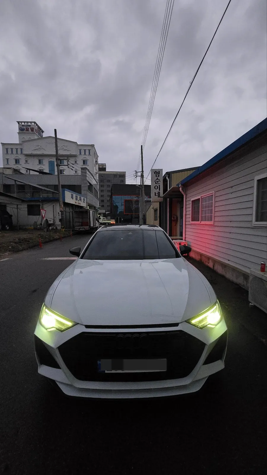 Audi A6 PPF施工事例|費用目安と仕上がり 施工写真 1-2