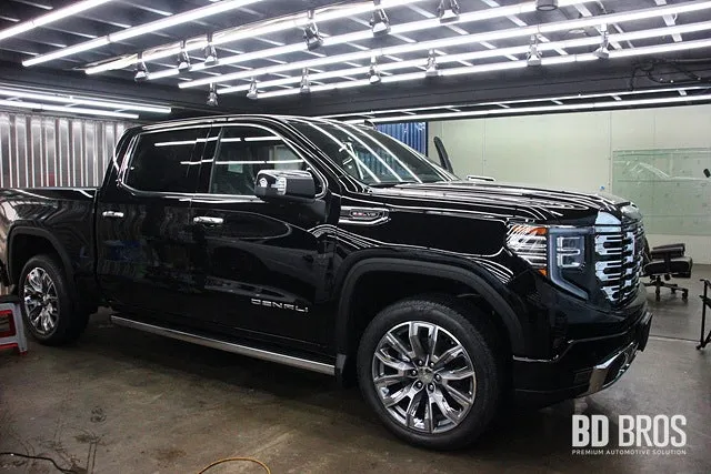 GMC Sierraのカーフィルム施工事例|費用目安・仕上がり 施工写真 2-2
