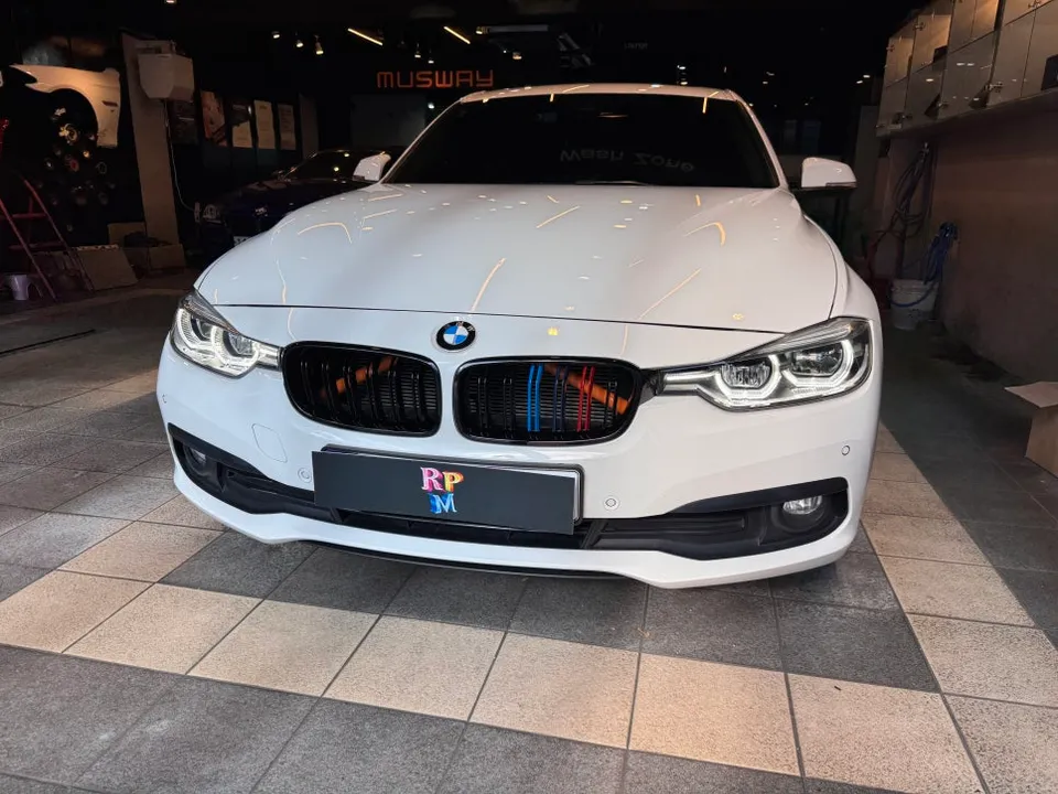 BMW 3 Series F30 car audio installation result