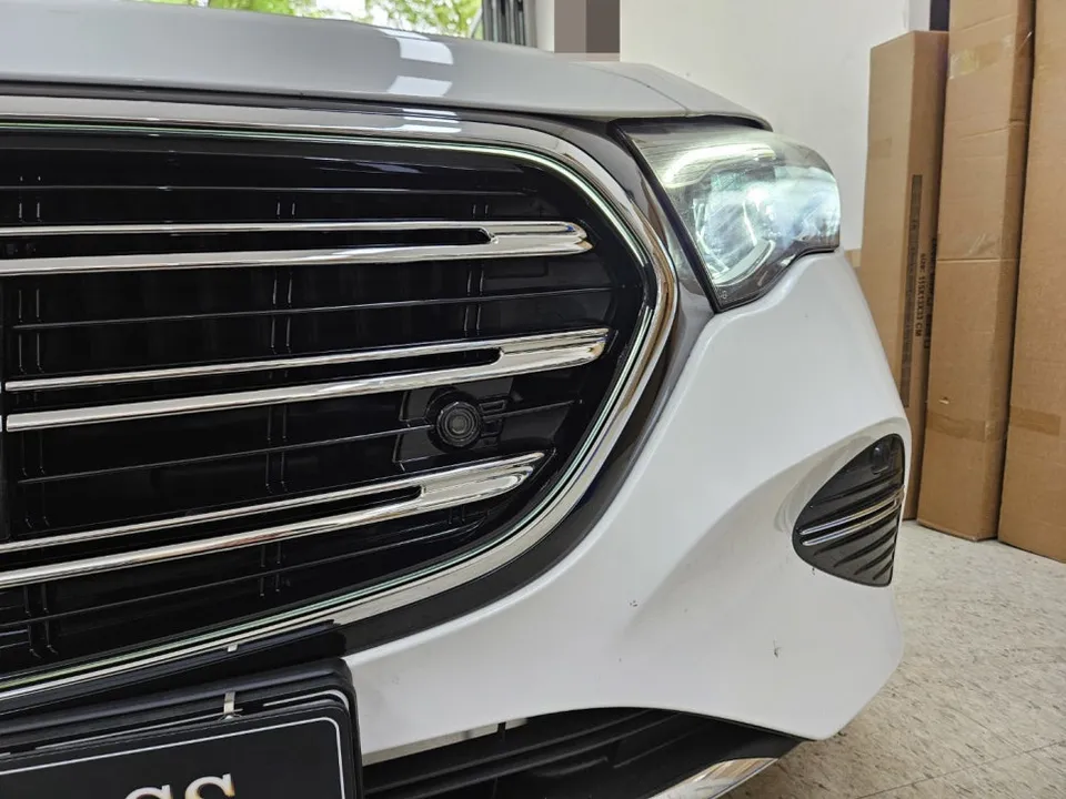 Mercedes-Benz E-Class W214のカーオーディオ施工事例 施工写真 3-2