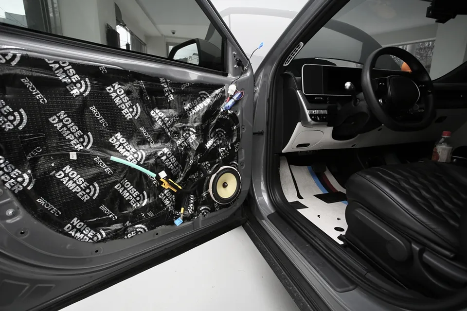 Hyundai IONIQのカーオーディオ施工事例 施工写真 4-2