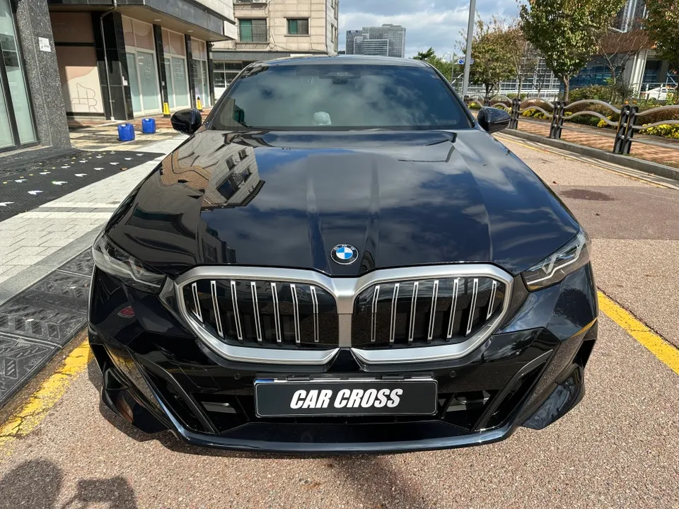 BMW G60 カーラッピング事例｜費用目安と仕上がり 写真