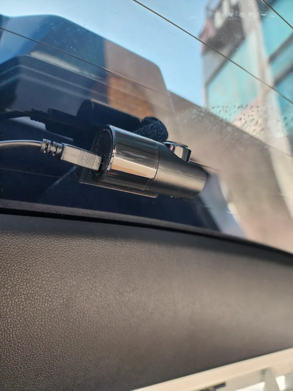 Kia Sorento MQ4 Dash Cam Installation Review photo 2