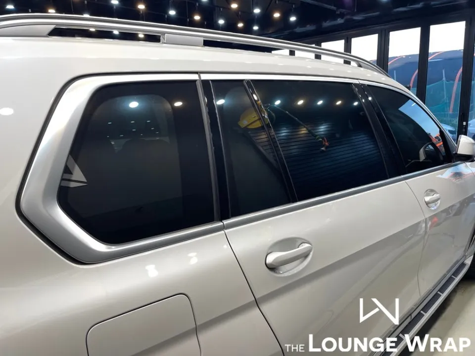 BMW X7のカーラッピング事例|費用目安・仕上がり 施工写真 3-2