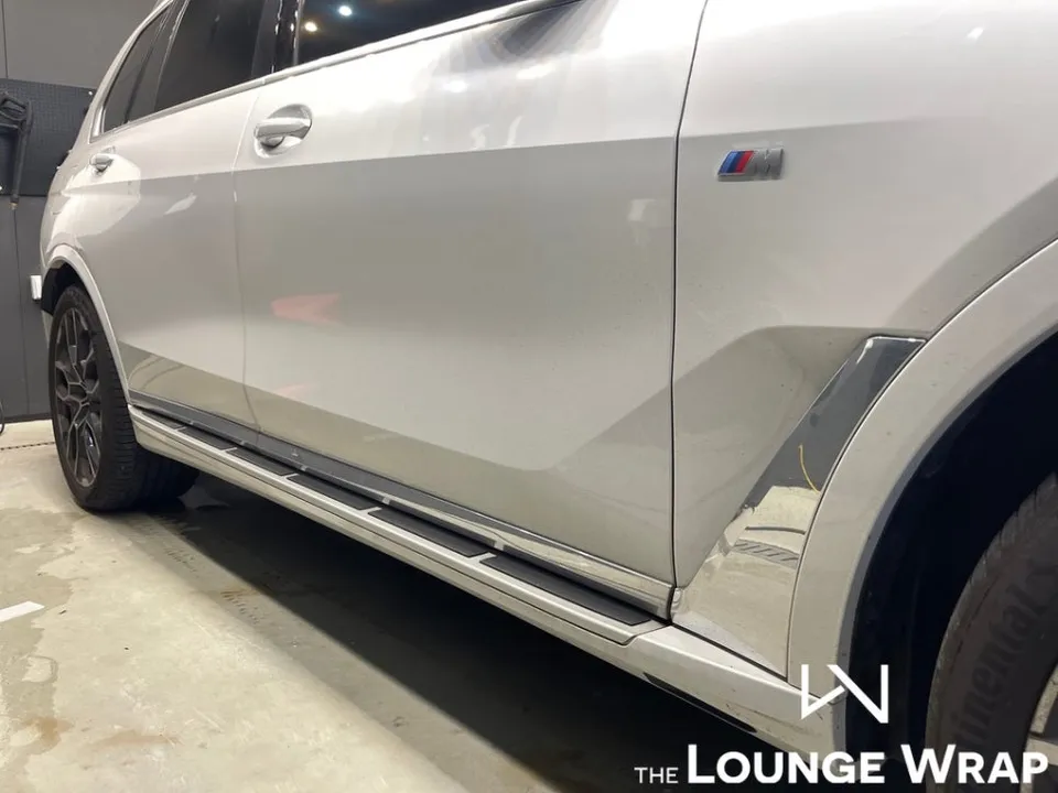 BMW X7のカーラッピング事例|費用目安・仕上がり 施工写真 4-2