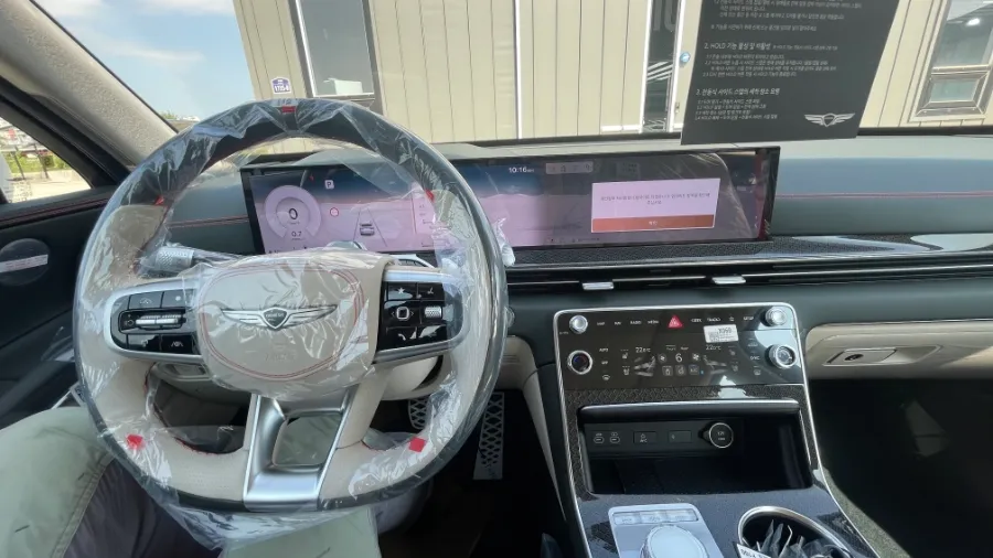 Genesis GV80 Coupeのカーフィルム施工事例 施工写真 1-2