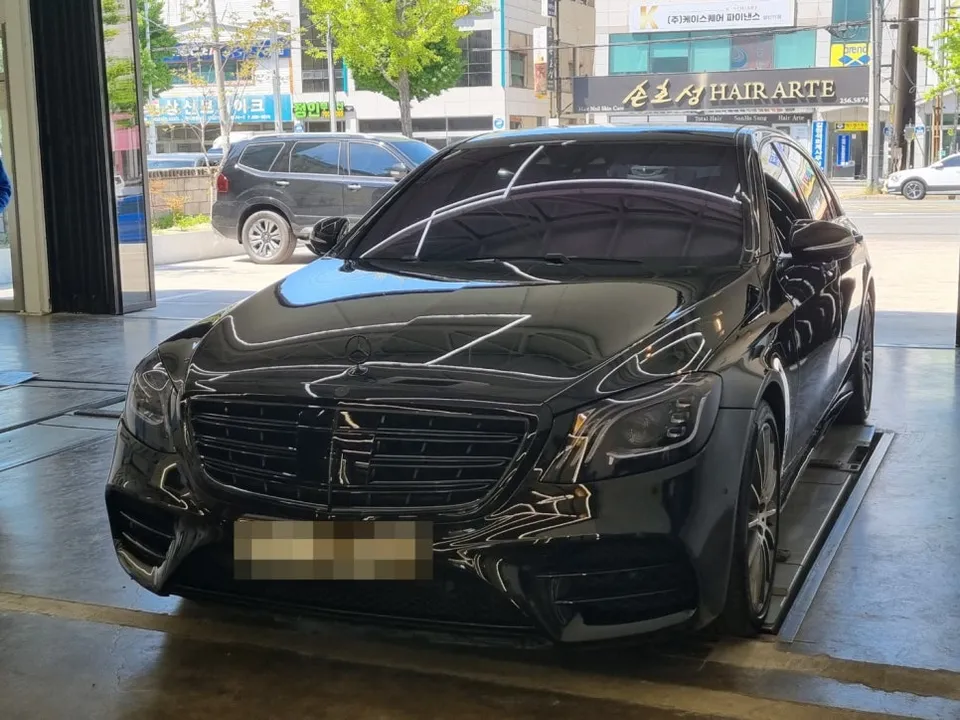Mercedes-Benz S-Class W222 body kit - Mercedes-Benz S-Class W222 Body Kit Review: Cost & Results photo 4