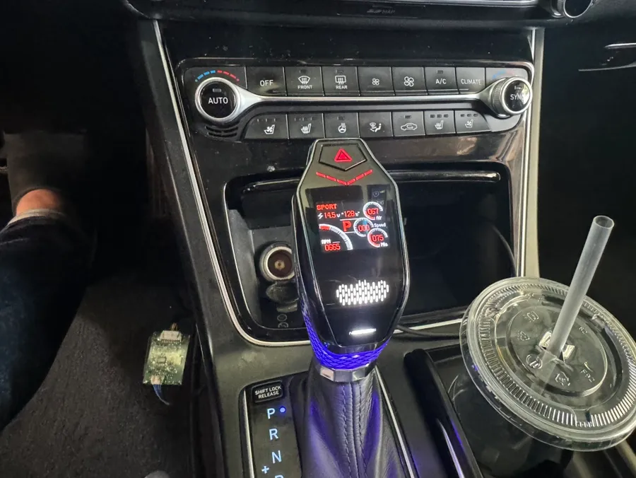 Hyundai Grandeur IG steering wheel - Hyundai Grandeur IG Steering Wheel Customization Review photo 3