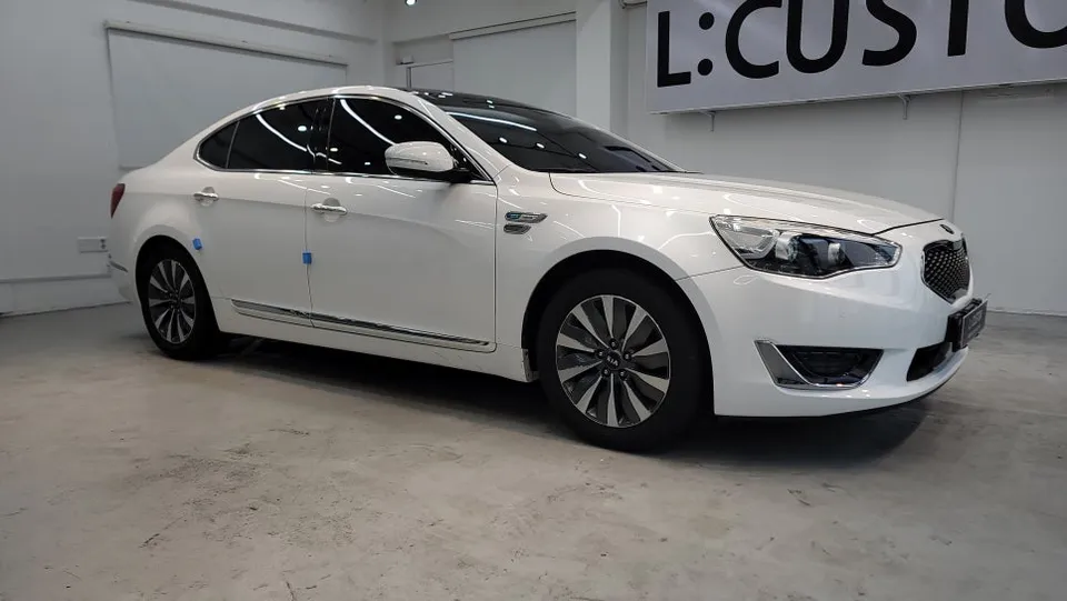 Hyundai Azera カーフィルム施工事例｜断熱・スモーク効果 写真