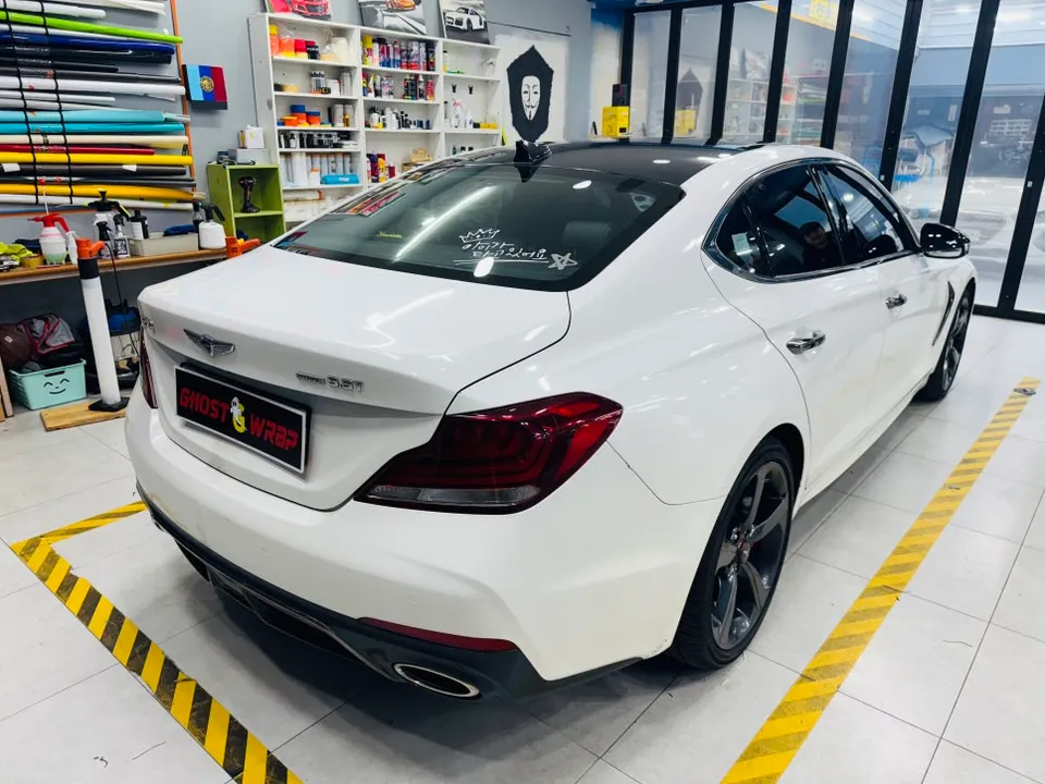 Genesis G70のカーラッピング事例|韓国での施工 施工写真 1-2