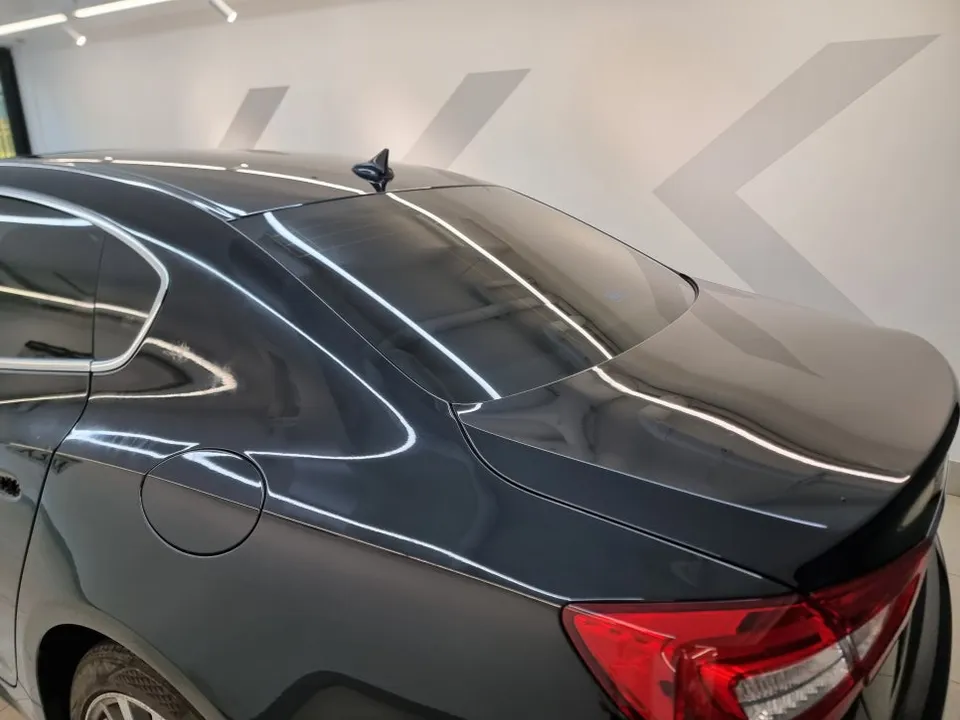 Maserati Quattroporteのカーラッピング事例|費用目安・仕上がり 施工写真 3-2