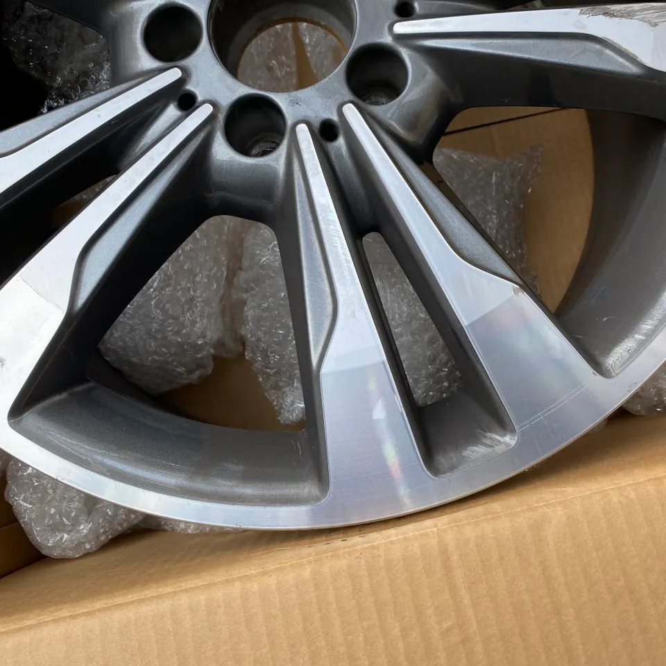 Mercedes-Benz S500 wheel repair - Mercedes-Benz S500 Wheel Repair Review — Superior Finish photo 4