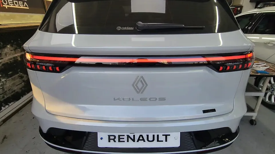 Renault Grand Koleos ambient lighting - Renault Grand Koleos Ambient Lighting Review — Cost & Results photo 3