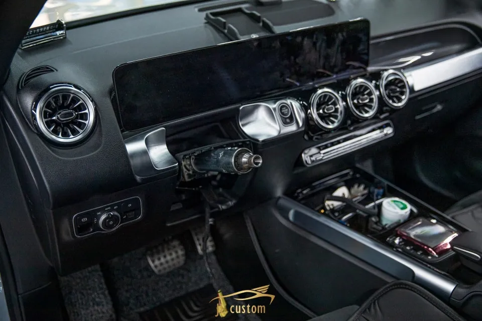 Mercedes-Benz GLB steering wheel - Mercedes-Benz GLB Custom Steering Wheel Heater Review photo 4