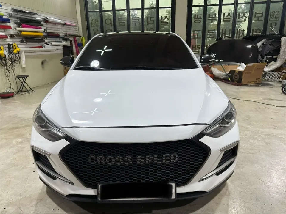 Hyundai Elantra ADのガラスコーティング事例|費用目安・仕上がり 施工写真 3-1