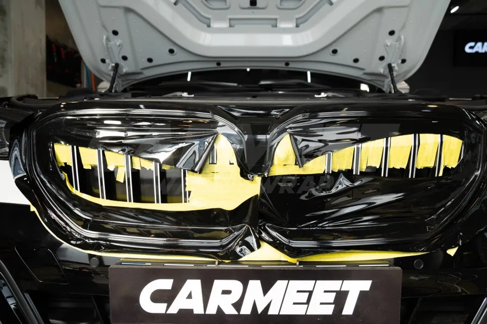 BMW 5 Series G60 カーラッピング事例:費用目安と仕上がり 施工写真 1-3