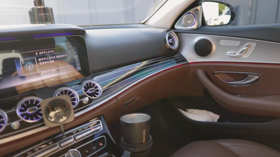 Mercedes-Benz E-Class W213 interior customization - Mercedes-Benz E-Class W213 Interior Customization Review photo 6
