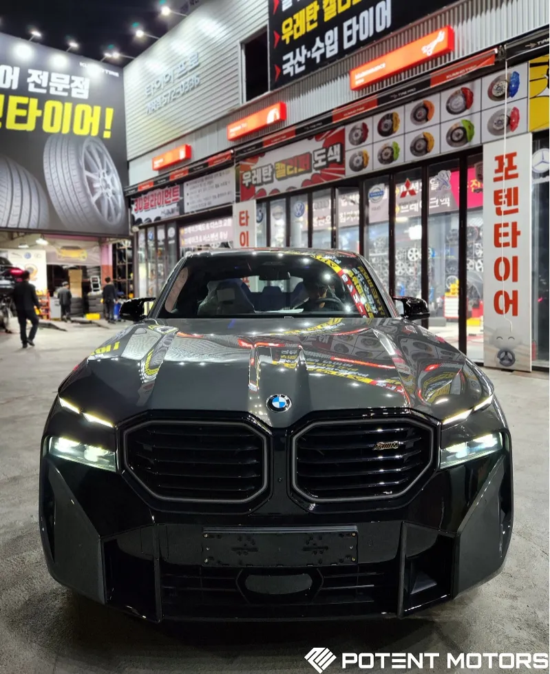 BMW XMのホイールリペア・塗装事例 施工写真 3-2