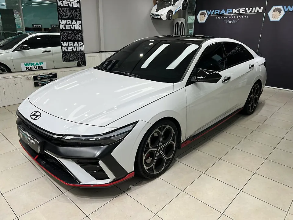 Hyundai Elantra Nのカーラッピング事例|費用目安・仕上がり 施工写真 3-3