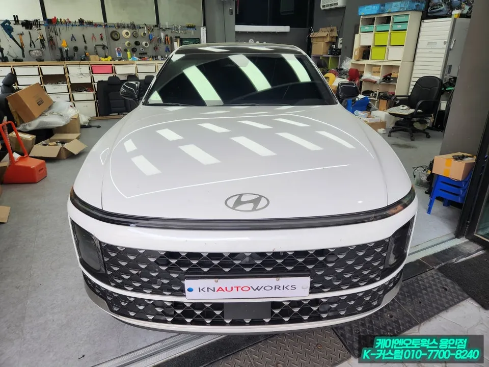 Hyundai Grandeur GN7のAndroid Auto・CarPlay取付事例 写真