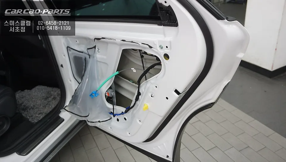 Hyundai IONIQ 5 ghost door - Hyundai IONIQ 5 Ghost Door Review — Effortless Closing photo 3