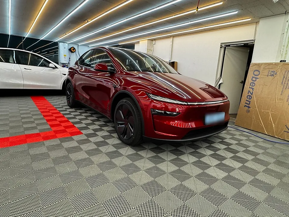 Tesla JuniperのPPF施工事例|費用目安・仕上がり 施工写真 2-1