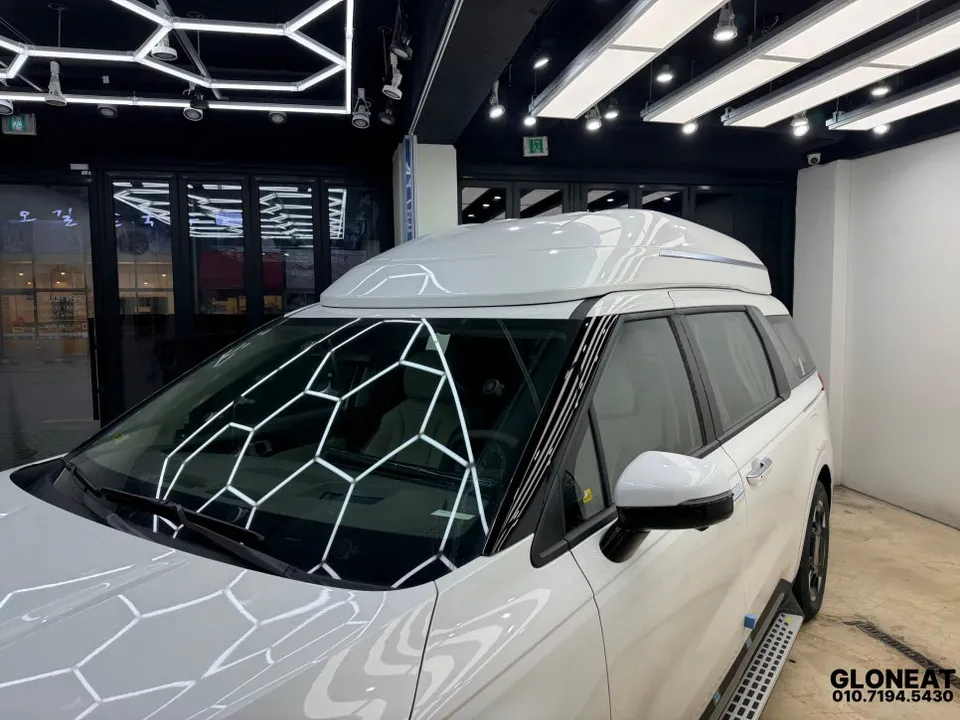 Kia Carnival KA4のカーフィルム施工事例|費用目安・仕上がり 施工写真 2-1