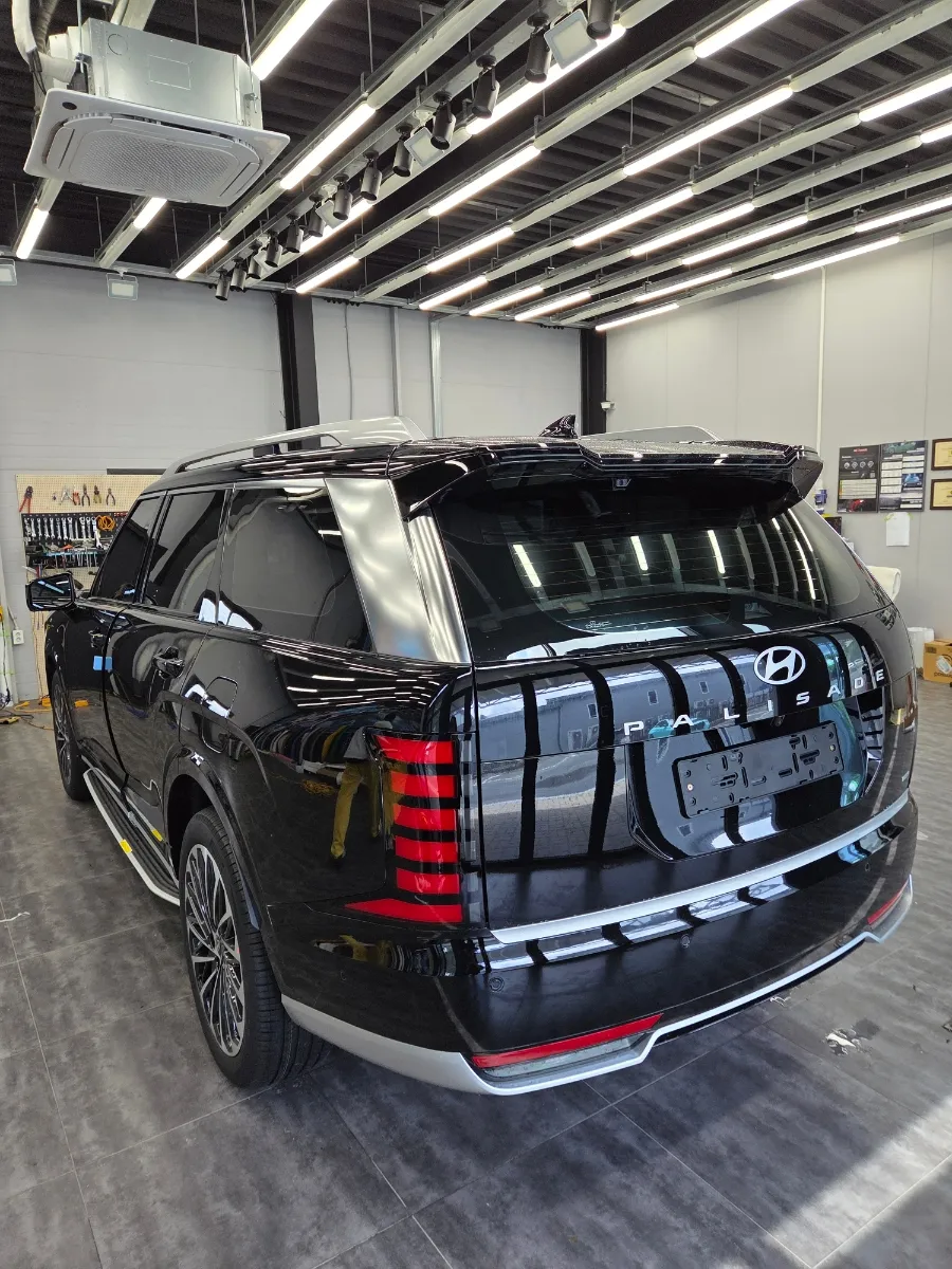 Hyundai Palisadeのカーラッピング事例|費用目安・仕上がり 施工写真 1-1